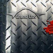 Grand Lux : Iron Will